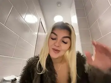 Stripchat Best live sex cam show of rosie-hipstergal