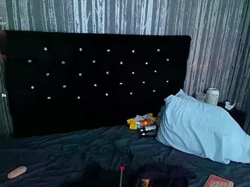 Stripchat Free Live Porn of Alicee_Moonn