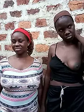Stripchat Free Porn Cam of Black_juicy24