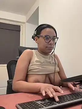 Stripchat Adult Webcams of Melia_Rayne