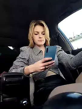 Stripchat Adult Webcam of YOOUR_EVAA