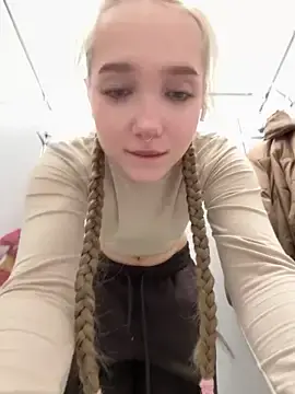 Stripchat Free Live Porn of bambi_lu