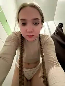 Stripchat Nude Webcam of bambi_lu