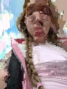 Stripchat Live Sex Cam of bambi_lu