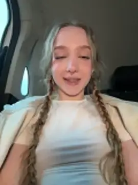 Stripchat Sex Cam of bambi_lu