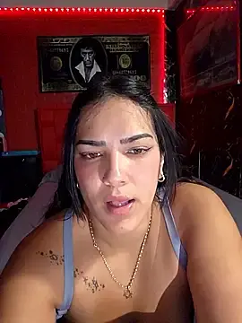 Stripchat Adult Webcam of camiysebas21