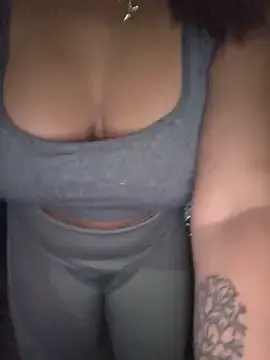 Stripchat Adult Video Chat of camiysebas21