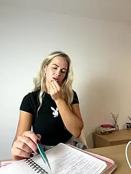 Stripchat Live Sex of streetdoll