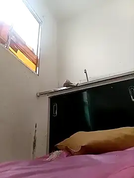 Stripchat Live Sex Cam of Carolzinhamodel