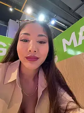 Stripchat Sex Chat of lean_lie8