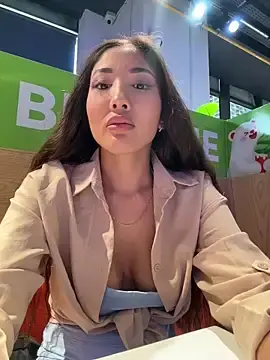 Stripchat Adult Webcam of lean_lie8