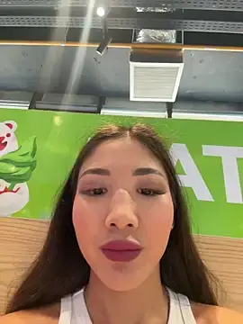 Stripchat Sex Cam of lean_lie8