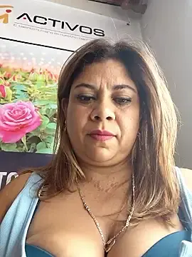 Stripchat Free Live Porn of Laura-Hernandez