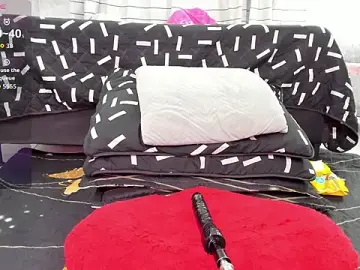 Stripchat Free Porn Cam of JhordanAndDanna