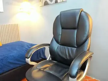 Stripchat Sex Cam of trevor_mob