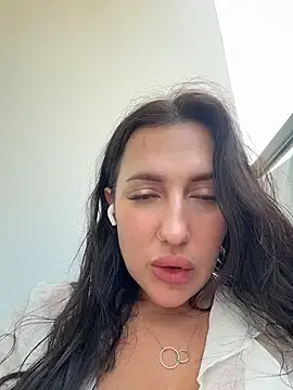 Stripchat Live Sex Cam of AleksandraRich