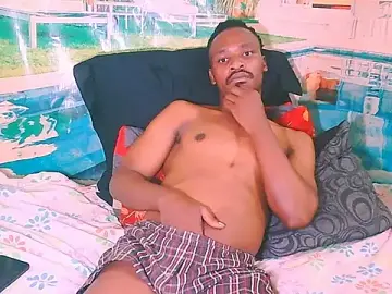 Stripchat Free Porn Cam of EbonyTiger69