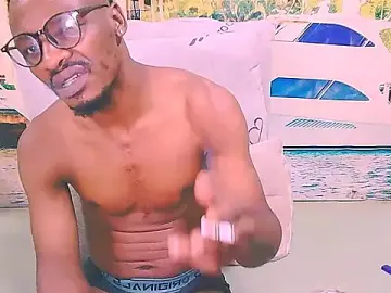 Stripchat Free Porn Cam of EbonyTiger69