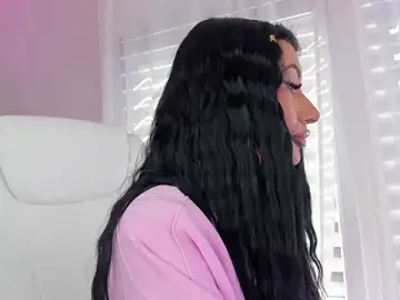 Stripchat Sex Cam of missdiamond_