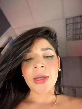 Stripchat Best Webcam of ArieliciousXXX