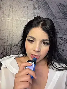 Stripchat Live Sex Cam of ArieliciousXXX