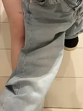 Stripchat Live Sex of Cumonmme
