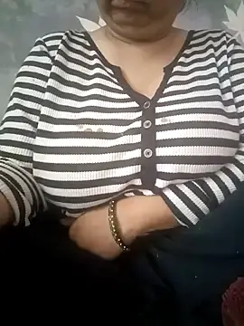 Stripchat Free Porn Cam of Kavya_kapoor