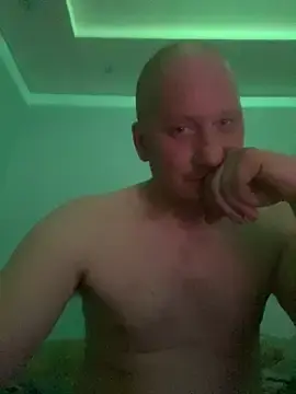 Stripchat Adult Webcam of Krzysiekg123