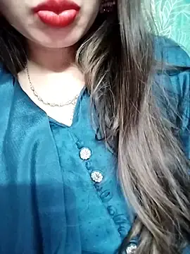 Stripchat Nude Webcam of Noor_Darliing