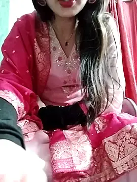 Stripchat Nude Webcam of Noor_Darliing