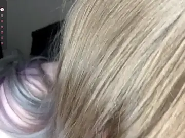 Stripchat Best Webcam of ZaraCreedon