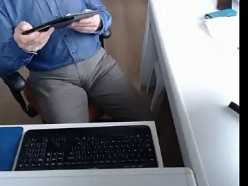 Stripchat Free Porn Cam of dutchpornking