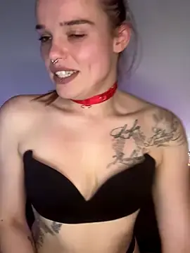 Stripchat Live Porn of LoreenKinky