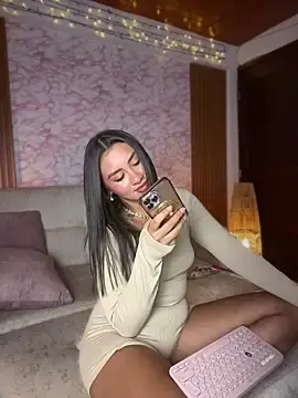 Stripchat Nude Webcam of Soy_Daniela