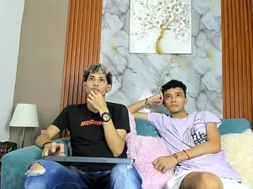 Stripchat Adult Webcam of YOUNG_BOYS_HELL