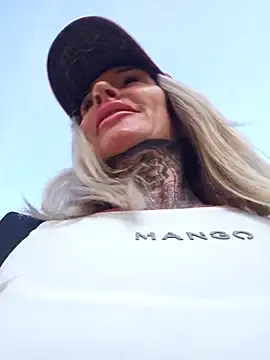 Stripchat Private Sex Chat of YourMommyBlair