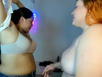 Stripchat Sex Cam of im_karoline