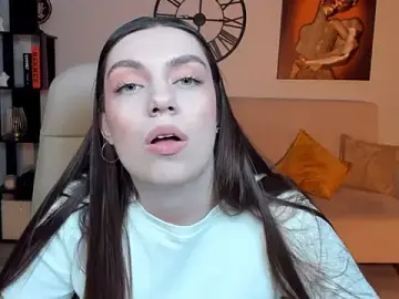 Stripchat Nude Webcam of DaniellaLovely