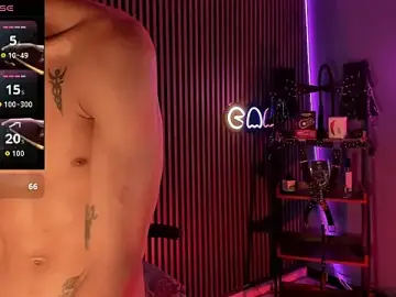 Stripchat Sex Cam of Maximoking26