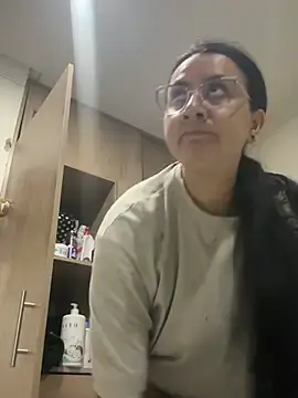 Stripchat Free Live Porn of Abril_Luv