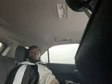 Stripchat Live Sex Cam of Deknkei