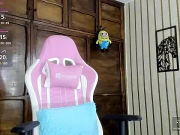 Stripchat Adult Webcam of Luisa_Red