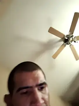 Stripchat Live Sex of Mikey69me@xh