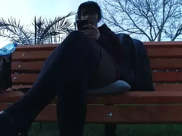 Stripchat Free Porn Cam of PublicBigLabia