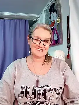 Stripchat Sex Cam of irinamaux