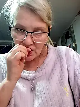 Stripchat Sex Cam of irinamaux