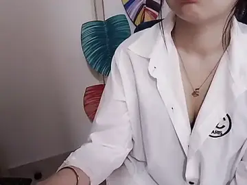 Stripchat Best Webcam of Ari-sweety