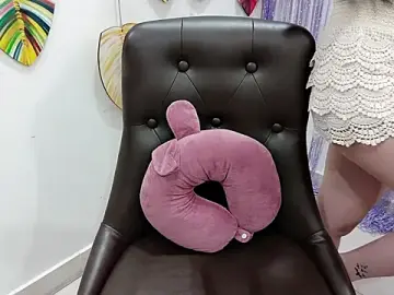 Stripchat Live Sex Cam of Ari-sweety