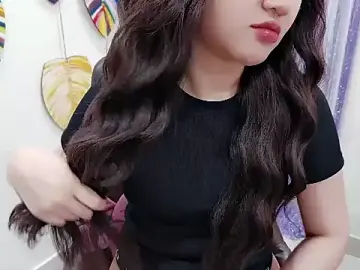 Stripchat Live Sex Cam of Ari-sweety