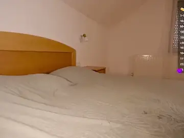 Stripchat Best Webcam of foxeslovefoxes